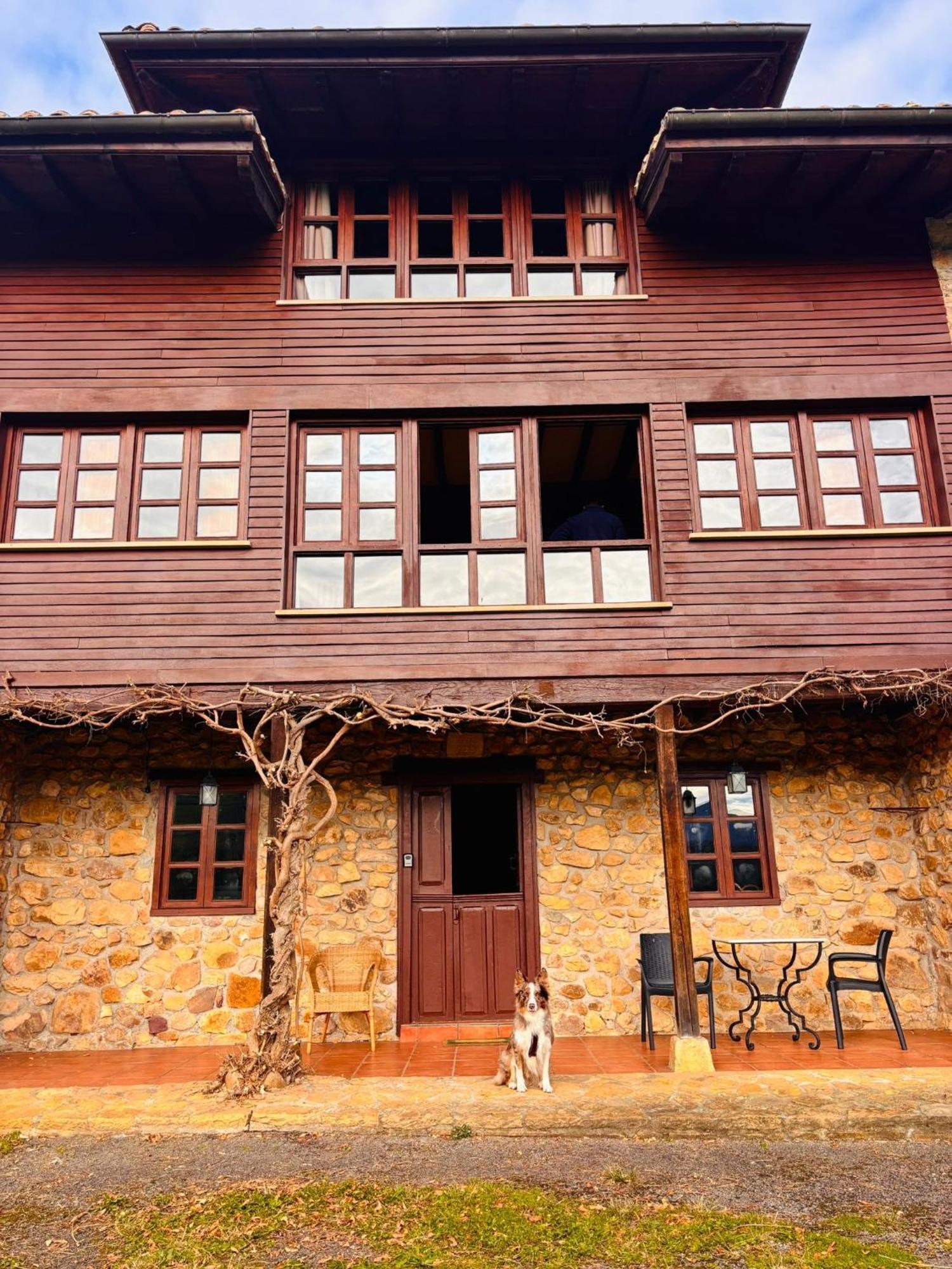 La Casona De Sovina Vendégház Piloña Kültér fotó